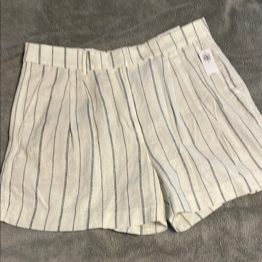 Striped Linen Women's Shorts